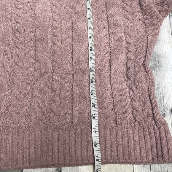 HIPPIE Rose Women’s Long Sleeve Cropped Mock Neck Cable Knit Sweater. XL. GUC - Picture 9 of 11